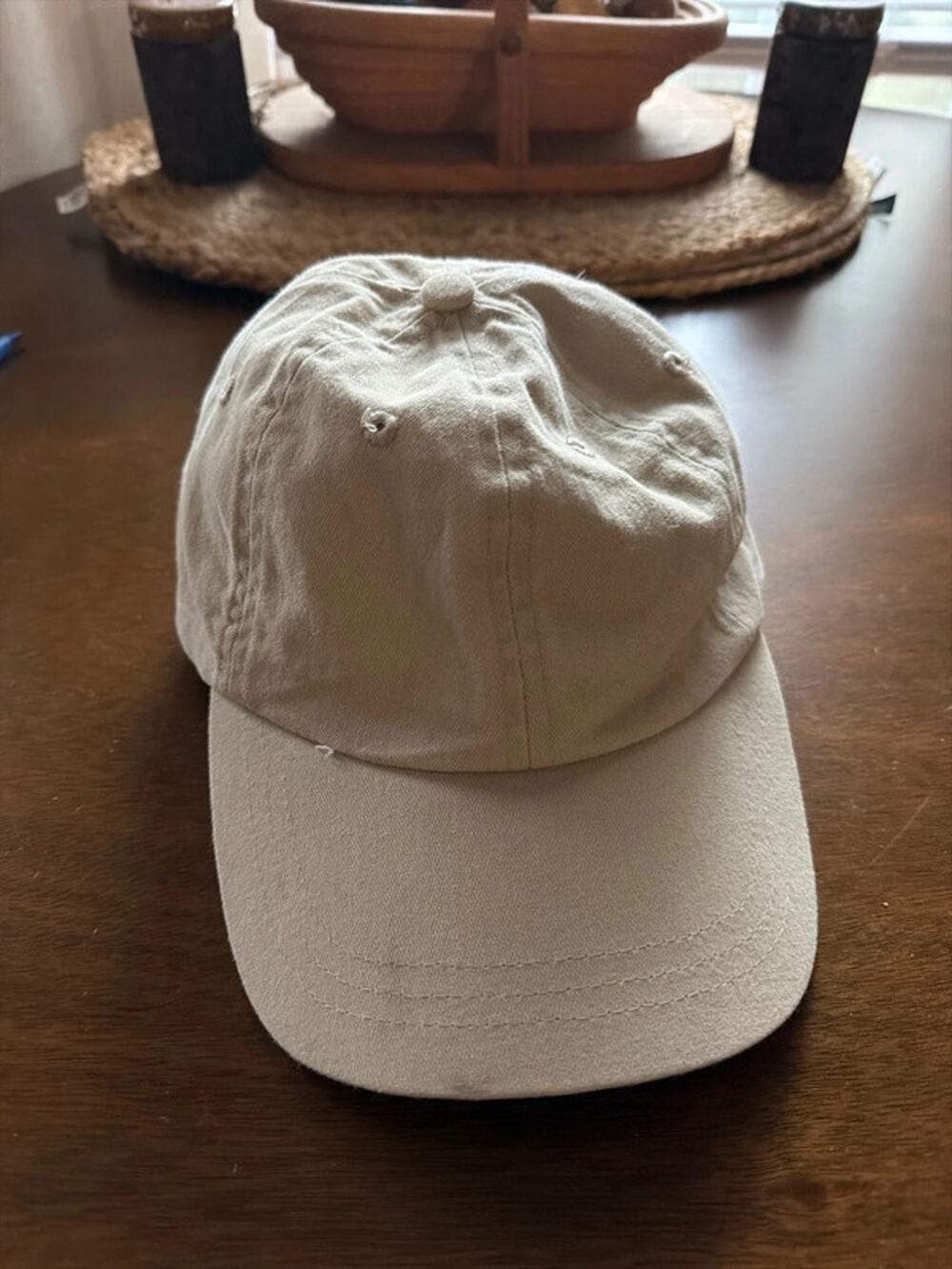 Zara beige baseball cap women’s M